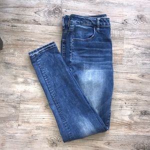 Super Stretch American Eagle Skinny Jean